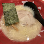 百歩ラーメン - 百歩ラーメン　バリカタ　熱々のスープが優しく美味しい