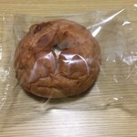 パン工房 鳴門屋 本社直売所 - くるみクリームチーズ