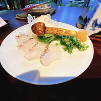 足利伊萬里 - 松茸と鯛のしゃぶしゃぶ
