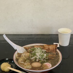 らー麺　Do・Ni・Bo - 今朝は漬け物付きです〜✨✨✨