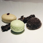 銀座 レカン - プチフールの宝石箱より