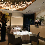 銀座 レカン - インテリア　メインダイニング