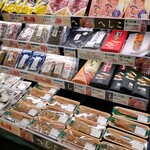 ワイプラザ グルメ館 - 