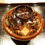 津の守坂 小柴 - 先附は、お椀で