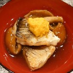 津の守坂 小柴 - カマス、原木なめこ、ほうれん草の煮浸し