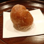 津の守坂 小柴 - 梅干蜂蜜漬け白扇揚げ