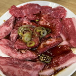 しげ - カルビ700円