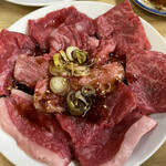 しげ - カルビ700円