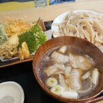 手打うどん ひら田 - 旨コク肉汁うどんと野菜天