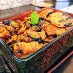 Guramarasu Mito - 旨辛豚ホルモンミックス重定食1150円 旨辛豚 ホルモンミックス キムチ もやしナムル スープ