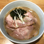 Uotaki - かに豚骨らーめん（塩・細麺）（900円）