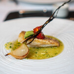 ラ・ブランシュ - 甘鯛の鱗焼き キュウリのソース