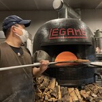 ピッツェリア・エ・バール・レガーメ - ピッツァお願い～としか注文してませんが