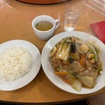 南海飯店 - かたい焼ソバ＋ライス