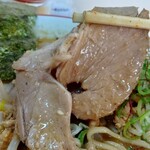 麺屋 にぼすけ - チャーシューリフト！
