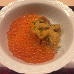 道人 - 新いくらと由良産 赤雲丹の飯蒸し