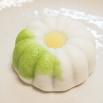 御菓子処 さゝま - 菊饅頭