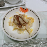 中国飯店 麗穂 - あとから蟹身も剥かれてやってきました。