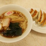 中華料理 天宝 - ・「定食B ラーメン＋餃子5個(¥770)」