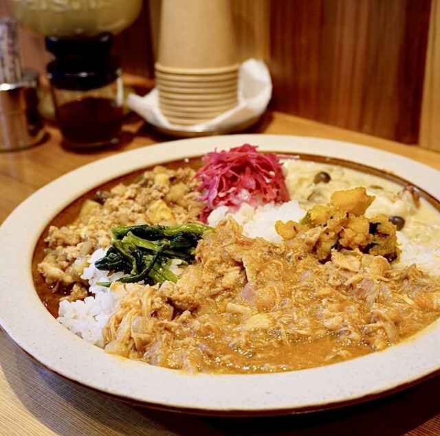 大阪スパイスカレーの人気店が移転 新たな魅力を携え再始動 By アルボス ボンズ クラウネル Bon S Curauneru 関目 カレー その他 食べログ