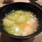 禅紫 - アサリとヘチマのスープ