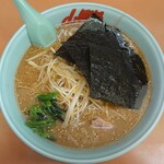 ラーメン山岡家 - 味噌ネギラーメン(中盛り) 900円