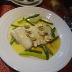 サラマンジェ・ド・イザシ・ワキサカ - スズキのクリームソース2,600円