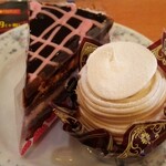 不二家レストラン - ベリーのザクザクチョコケーキ　笠間産和栗モンブラン