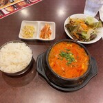 韓国食堂 あんず - 純豆腐チゲ