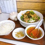 盛 - ピータン豆腐定食