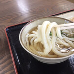 Mentsuu dou - セルフのお店ですが（多分）手打ち麺です！