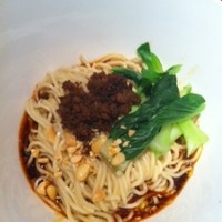 中国菜 老四川 飄香 銀座三越店 - 成都タンタン麺
