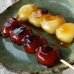 Mitsuya - 左が黒蜜、右が醬油