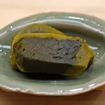 日本橋蛎殻町 すぎた - アワビの肝の味噌漬け