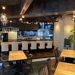 Bistro 和 - 