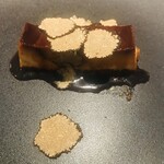 レイクサイドヴィラ 翠明閣 - 長沼町モスガーデンさんの平飼い卵プリン　オーストラリア産オータムトリュフ添え