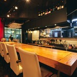 Bistro 和 - 
