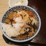 Shiroku Jichuu - びっしりいくらおひつセット小温うどんセットご飯大盛り、うにトッピング（三杯目は出汁茶漬け風に）