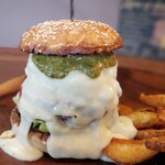 DROOL DINER - モッツァレラチーズバーガー+モッツァレラ×1・クリームチーズ×2