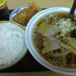 お堀端 さっぽろ - ラーメンセット　￥800-