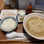 炭火焼濃厚中華そば 海富道 - 