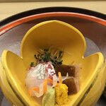 赤坂 菊乃井 - 昼懐石１３３１０円。明石天然鯛、うおぜ。うおぜは関東ではえぼ鯛の呼び名です。どちらの種も旨味が強く、とーっても美味しかったです（╹◡╹）（╹◡╹）