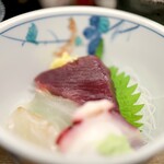 魚力 - 3種の刺身も新鮮で美味しかったです♪