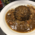 時代屋 - ハンバーグカレー￥980。