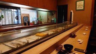 Kiku sushi - 店内カウンター