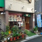 Tsurukame Shokudou - 入りやすい店構え。