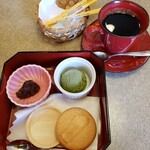 新潟かつ一 - ランチにはドリンクとデザートがつきます