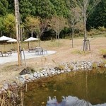 さとや - お店様の前の池です(11/22UP)