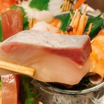 緑水亭 勝浦別館 翠海 - 厚い切身