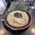 横浜家系ラーメン 天命天来 - 塩ラーメン￥700